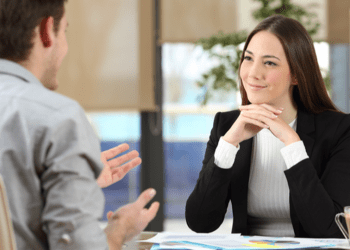 10 Bước giúp bạn phát triển kỹ năng lắng nghe hiệu quả