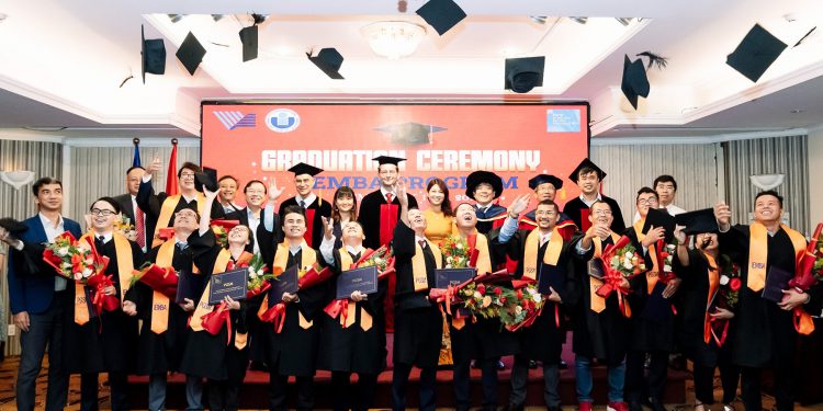 Dấu ấn ngày Tốt nghiệp MBA ESG (ESGCI) 2022