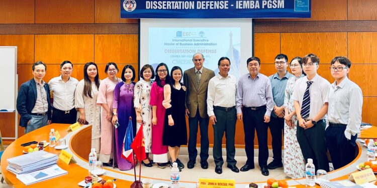 Tổng kết Lễ bảo vệ Luận văn Khoá 09SBF- MBA ESG (ESGCI)